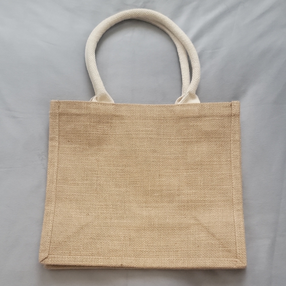 Chic Beige Reusable Jute Tote Bag with Sturdy Handles